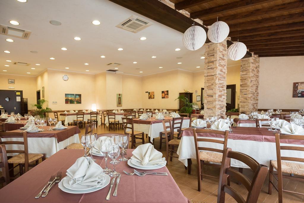 Valle Himara Guest House Пиана дели Албанези Екстериор снимка