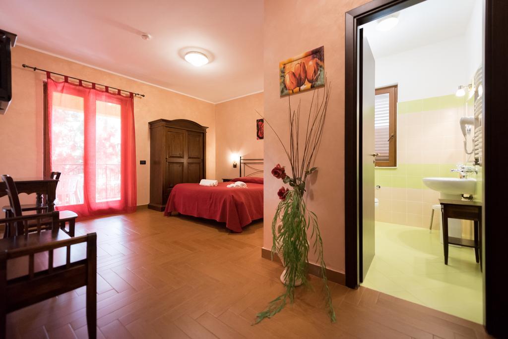 Valle Himara Guest House Пиана дели Албанези Екстериор снимка