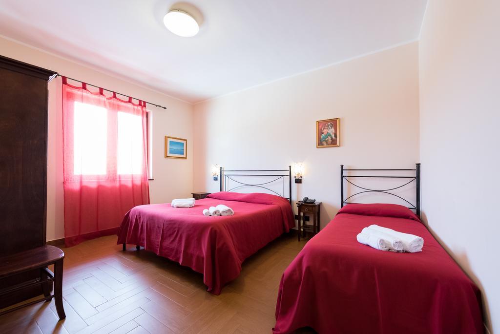 Valle Himara Guest House Пиана дели Албанези Екстериор снимка